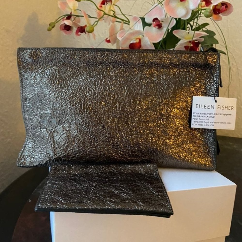 100% Leather Clutch+ case for passport